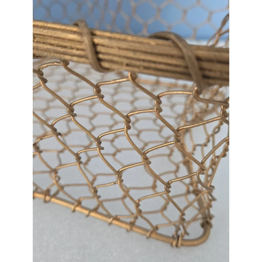 Vintage 90s Celestial Gold Wire Star Basket Whimsigoth Decor Towel Display